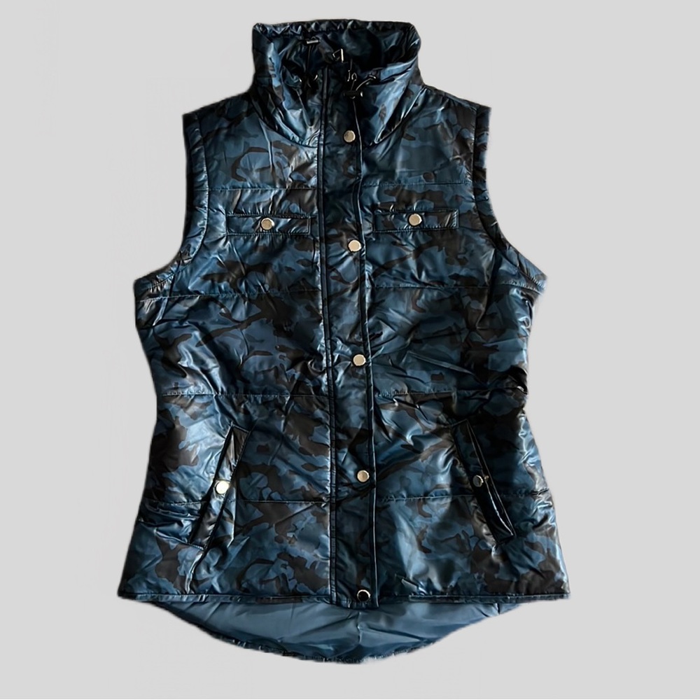 NWOT Style & Co Sport Navy Blue Camouflage Puffer Vest Size Medium